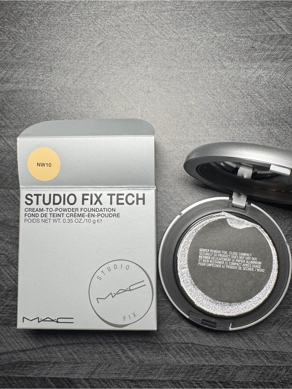 Mac Studio Fix Tech Cream-to-Powder Foundation NW10 Natural Matte Finish 10g